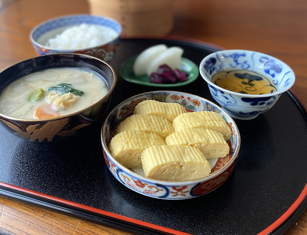 Let’s cook and taste authentic Japanese cuisine in Kyoto, Japan!