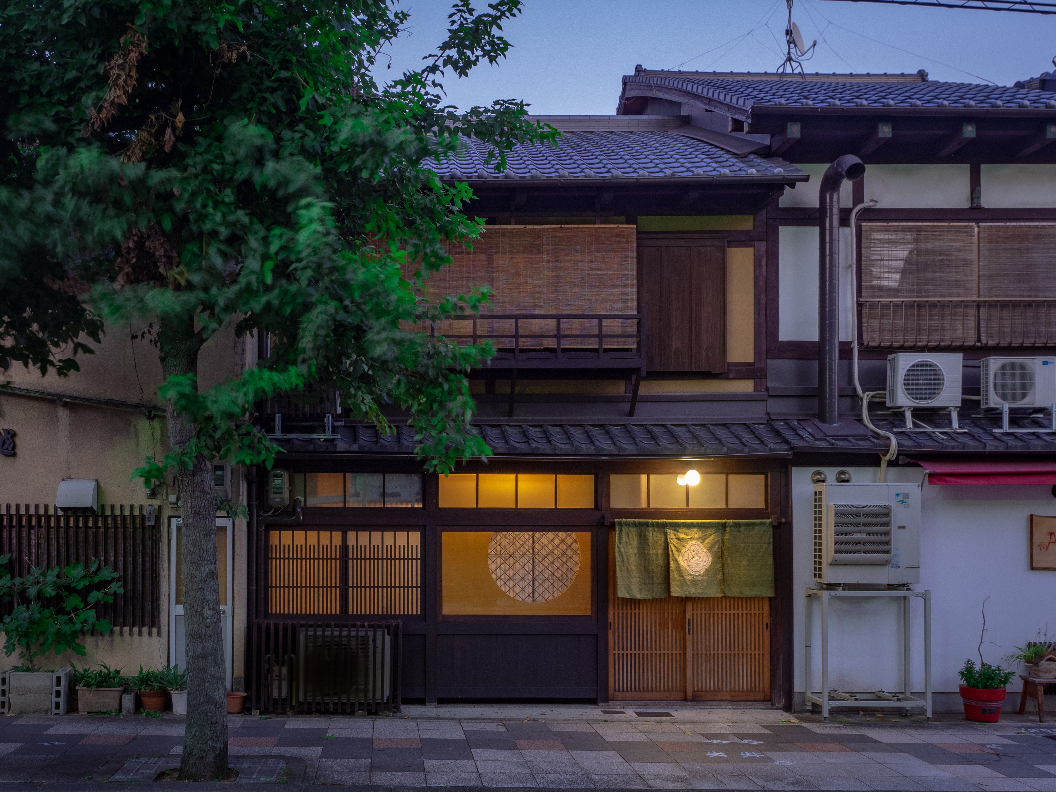 Kyoto Machiya Cottage karigane