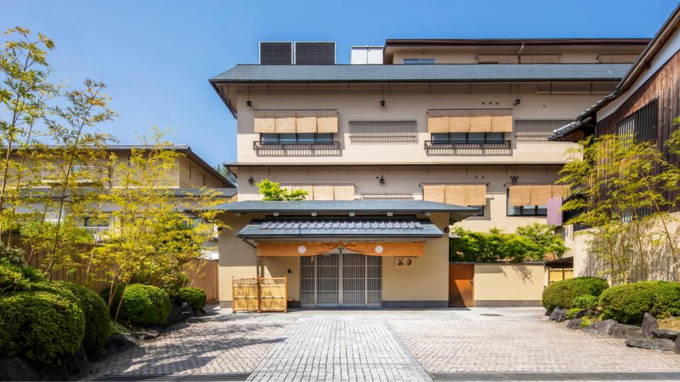 Ryokan Karaku