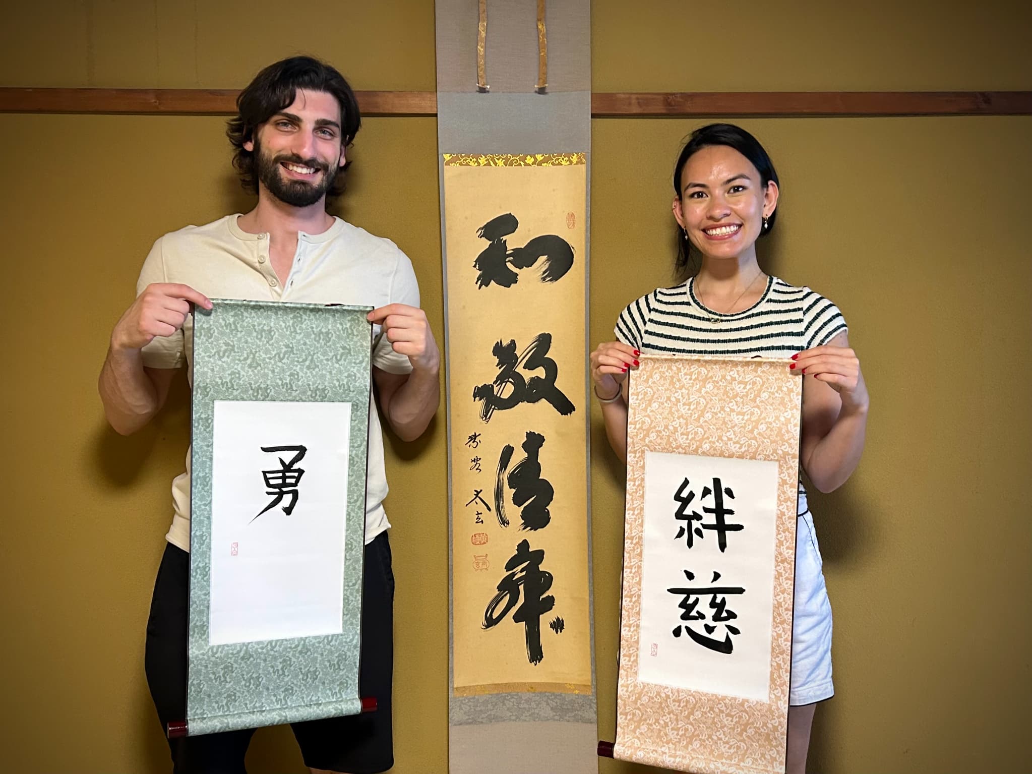 Hands-on Zen Calligraphy & 150-Year-Old Kyoto Machiya Tour